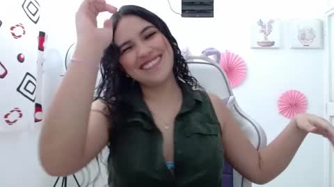 Snapshot of inocentheaven chatting on October 2025 01:31:01 PM Celeste online show from October 2025 01:31:01 PM