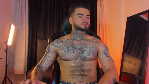 Brayan Chavez online show from November 2025 02:44:02 AM