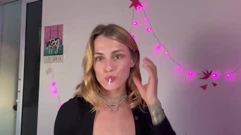 Snapshot of inspirebyeva chatting on January 2026 10:50:01 AM Eva online show from January 2026 10:50:01 AM