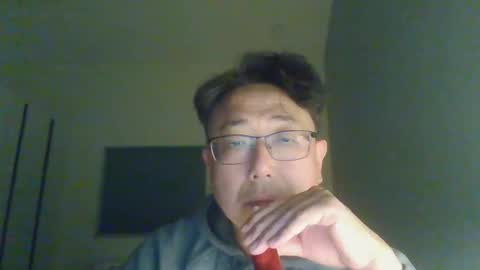 Snapshot of insuclee197641 chatting on April 2026 02:33:01 PM insuclee197641 online show from April 2026 02:33:01 PM