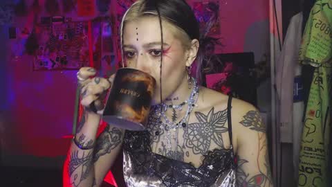 Insunnity666 online show from December 2024 09:33:01 PM