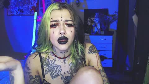 Insunnity666 online show from January 2025 08:39:01 PM