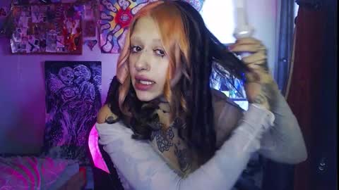 Insunnity666 online show from October 2025 08:23:02 AM