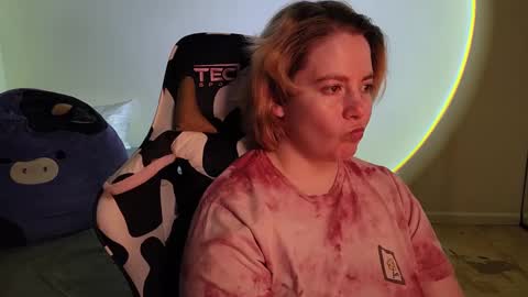 Faye online show from January 2025 04:28:02 AM