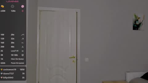 Snapshot of internetsexplorer chatting on February 2025 01:22:02 PM Bernadette Join online show from February 2025 01:22:02 PM