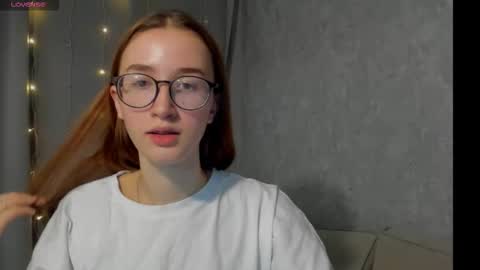 Snapshot of internetsexplorer chatting on December 2025 10:05:02 PM Bernadette Join online show from December 2025 10:05:02 PM