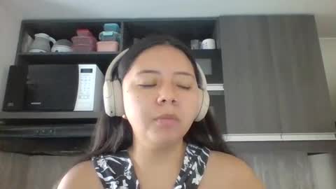 Iris 3 online show from December 2025 02:01:02 PM