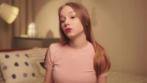 Avie online show from March 2026 07:53:02 PM