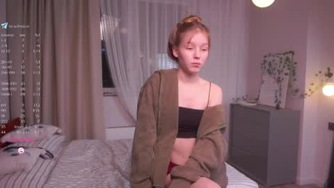 Avie online show from June 2026 08:44:01 PM