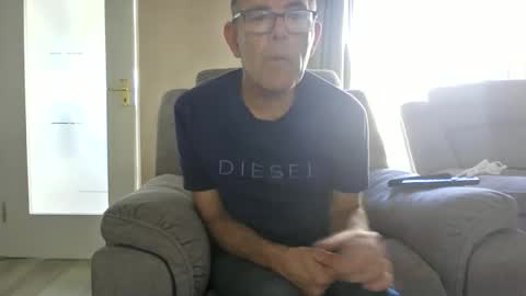 Snapshot of inthemood63 chatting on September 2025 02:38:02 PM inthemood63 online show from September 2025 02:38:02 PM