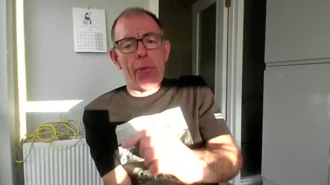 inthemood63 online show from April 2026 06:49:01 PM