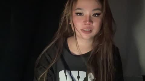 Snapshot of into_the_nightxxx chatting on May 2026 01:07:02 PM KATH online show from May 2026 01:07:02 PM