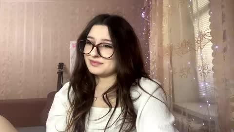 Rena online show from May 2026 11:17:01 AM