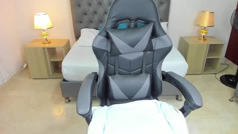 Irantzu online show from December 2024 12:27:02 PM