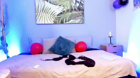 Iris Rosse online show from October 2025 05:48:02 PM