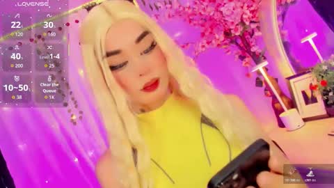 Snapshot of irina_lechera_ chatting on December 2025 07:21:01 PM Irina online show from December 2025 07:21:01 PM