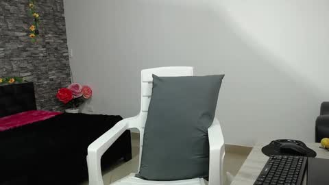 Snapshot of iris_joi chatting on January 2025 05:40:02 AM Iirs online show from January 2025 05:40:02 AM