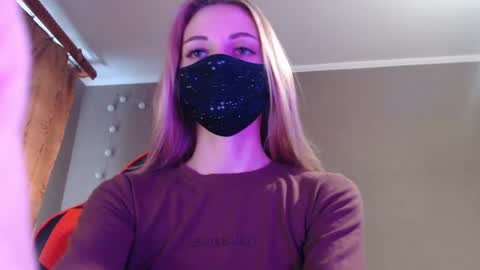 Lily online show from October 2025 02:18:01 PM