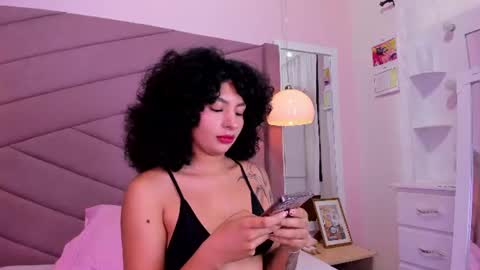 Iris Licht online show from July 2026 02:12:01 PM