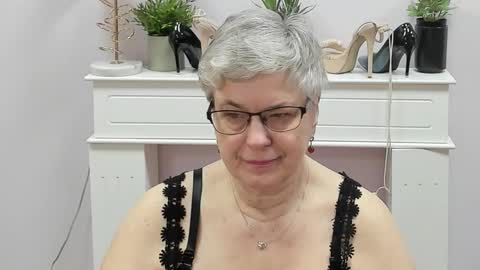 I R I S online show from March 2026 07:01:02 AM