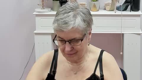 I R I S online show from March 2026 07:13:02 AM