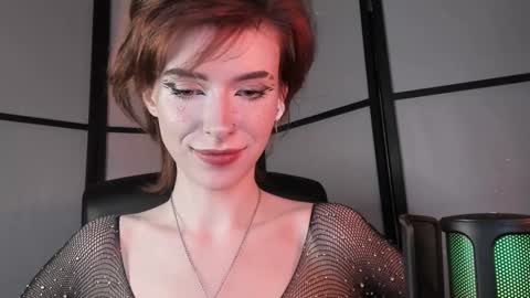 Snapshot of irisice chatting on January 2025 05:12:02 PM Miss Iris Fansly Miss Iris new inst. online show from January 2025 05:12:02 PM