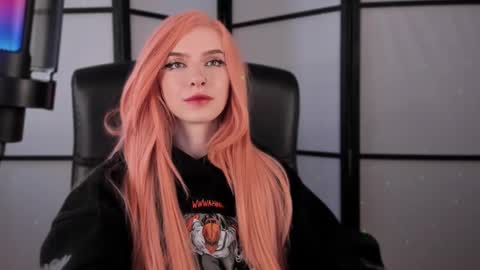 Snapshot of irisice chatting on February 2025 02:15:02 PM Miss Iris Fansly Miss Iris new inst. online show from February 2025 02:15:02 PM