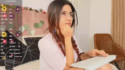 Snapshot of irisrossee_ chatting on February 2026 03:05:01 AM Iris Rosse online show from February 2026 03:05:01 AM