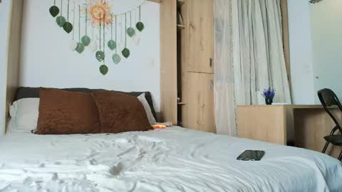 Iris Rosse online show from May 2026 03:15:02 AM