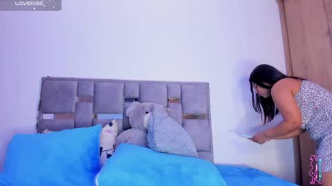 Snapshot of iriss_25 chatting on May 2026 11:49:01 AM iris online show from May 2026 11:49:01 AM