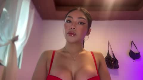 iriss_fox online show from May 2026 06:09:01 AM