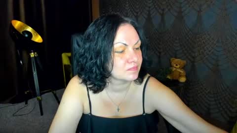 Iris online show from July 2026 05:42:02 PM