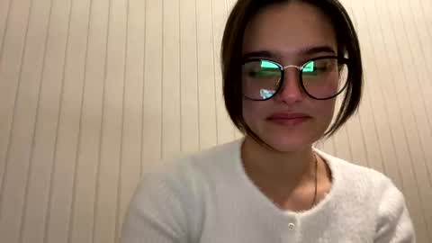 Snapshot of irisss31 chatting on December 2024 07:11:01 PM irisss31 online show from December 2024 07:11:01 PM