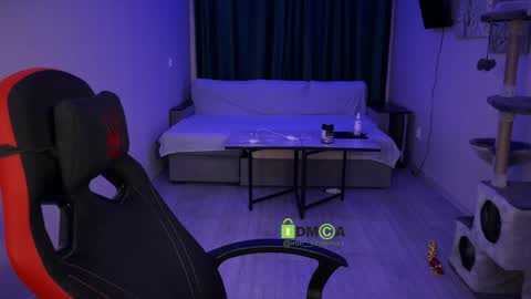 Iron online show from January 2025 09:19:01 PM