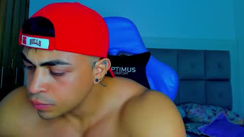 Snapshot of iron_coleman chatting on February 2025 01:52:02 AM Iron online show from February 2025 01:52:02 AM