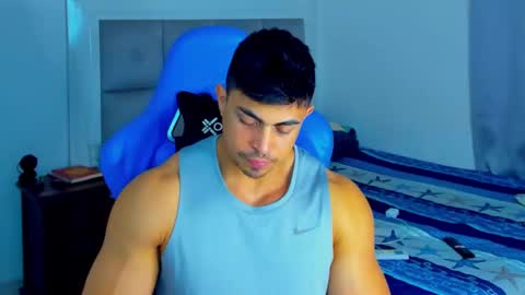 Snapshot of iron_coleman chatting on February 2025 04:03:01 AM Iron online show from February 2025 04:03:01 AM