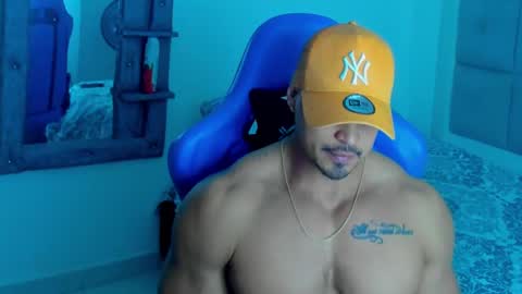 Snapshot of iron_coleman chatting on September 2025 12:21:02 AM Iron online show from September 2025 12:21:02 AM