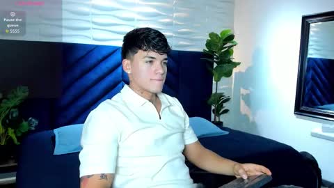 Snapshot of iron_tous chatting on February 2026 09:14:02 PM Iron Tous online show from February 2026 09:14:02 PM