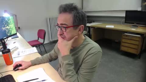 Snapshot of ironchrome chatting on November 2025 09:22:01 AM IronChrome online show from November 2025 09:22:01 AM