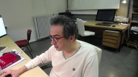 Snapshot of ironchrome chatting on December 2025 09:18:01 AM IronChrome online show from December 2025 09:18:01 AM