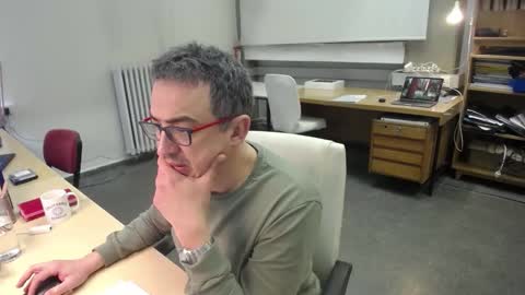 Snapshot of ironchrome chatting on February 2026 09:18:02 AM IronChrome online show from February 2026 09:18:02 AM