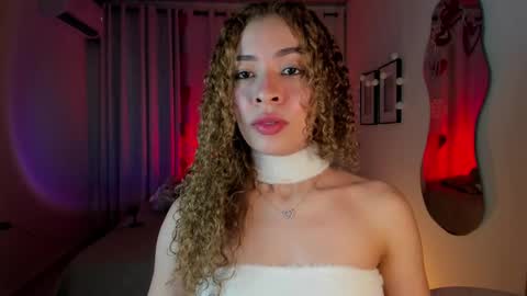 isa_____ online show from February 2025 12:14:01 AM