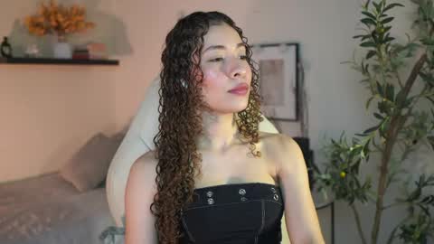 isa_____ online show from May 2026 02:51:02 AM