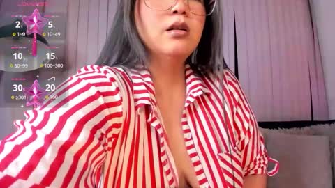 Snapshot of isa__rose chatting on November 2025 03:50:01 AM isa rose online show from November 2025 03:50:01 AM