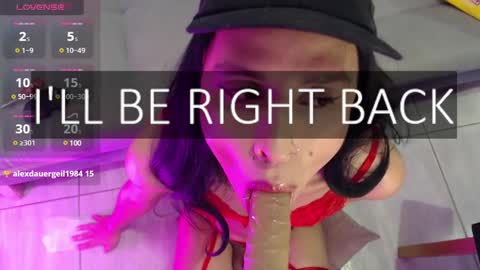 Isabella Hall online show from February 2025 12:19:01 AM