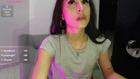 Isabella Hall online show from July 2026 06:47:02 AM