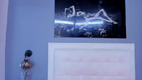 Isa Lancaster online show from September 2025 08:31:01 PM