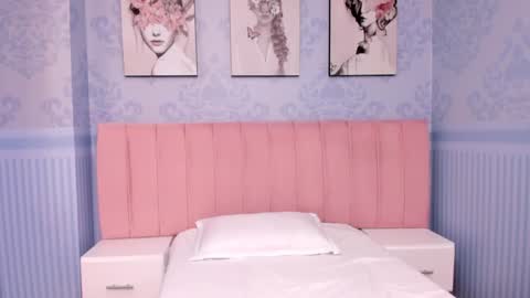 Snapshot of isa_little4u chatting on January 2025 09:55:02 PM online show from January 2025 09:55:02 PM