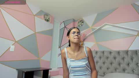 Snapshot of isa_little4u chatting on February 2025 06:24:02 PM online show from February 2025 06:24:02 PM