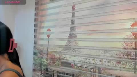 Snapshot of isa_little4u chatting on October 2025 03:17:02 AM online show from October 2025 03:17:02 AM